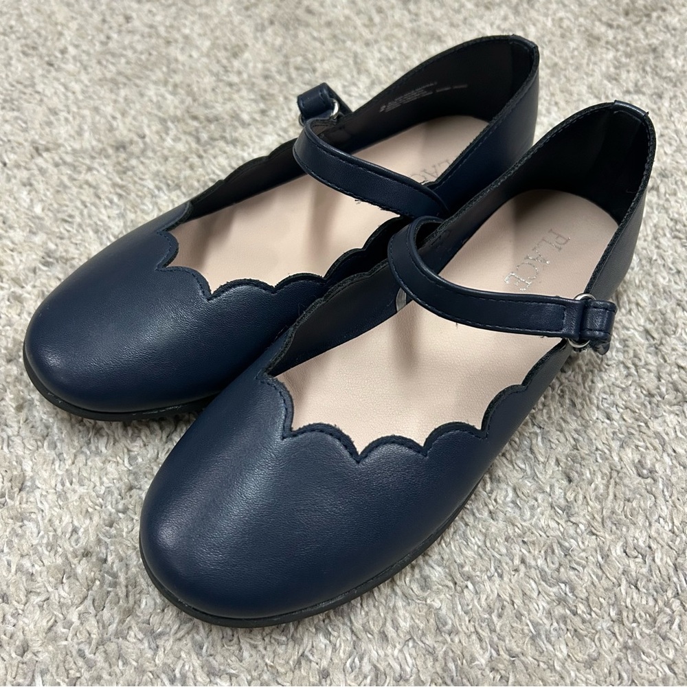 Place Navy‎ Scalloped Mary Jane Shoes